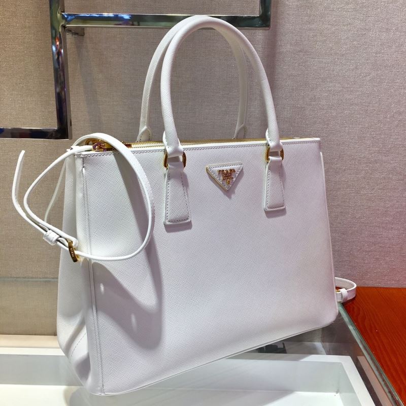 Pra*a top handle bags